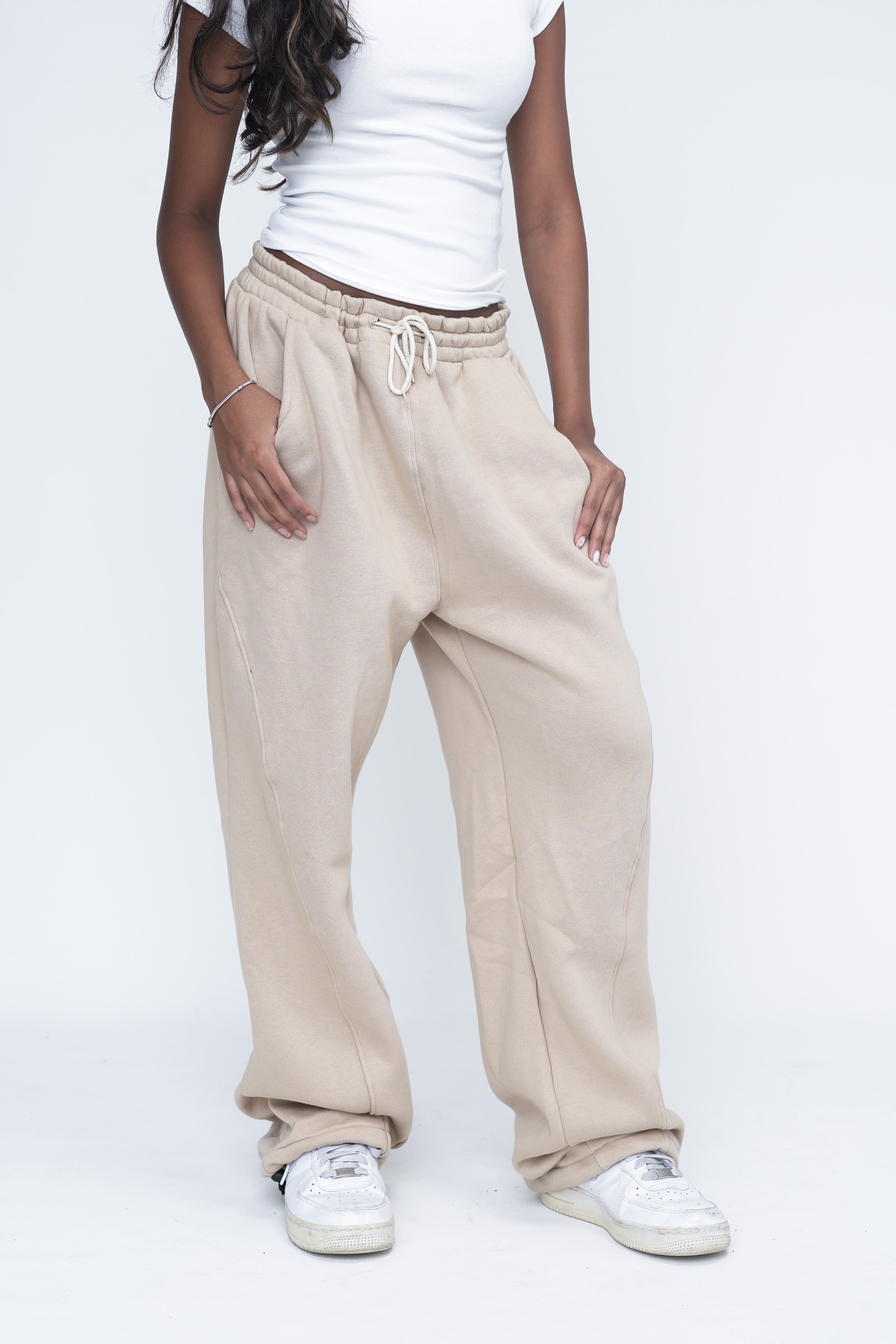 The Signature Sweatpant in Oat Beige