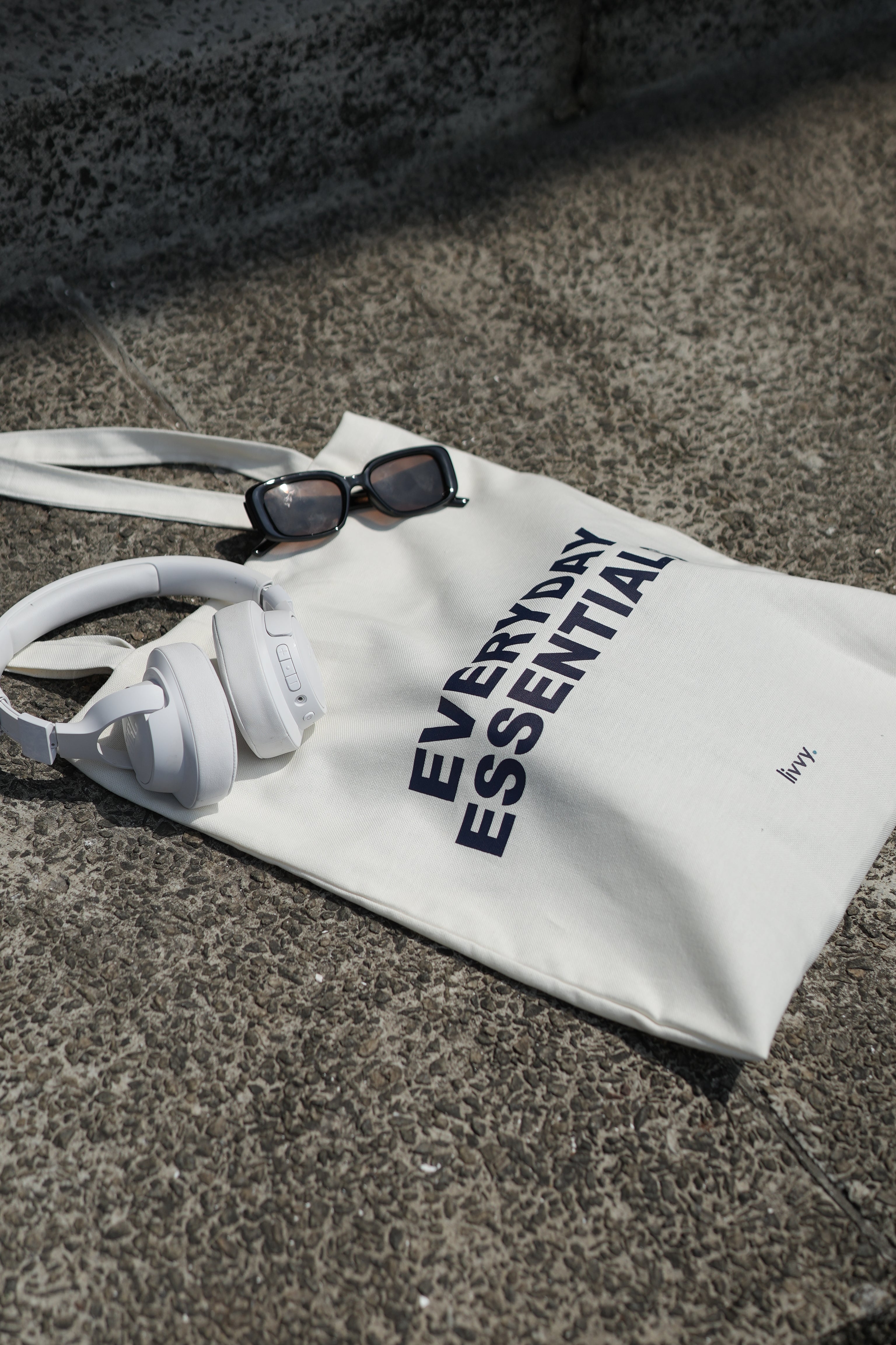 The Everyday Essentials Tote bag